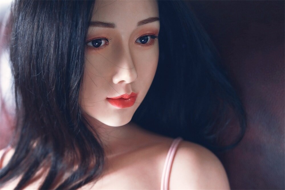 Lifelike silicone sex doll full size body with 3 holes and realistic features 5ft5/165cm