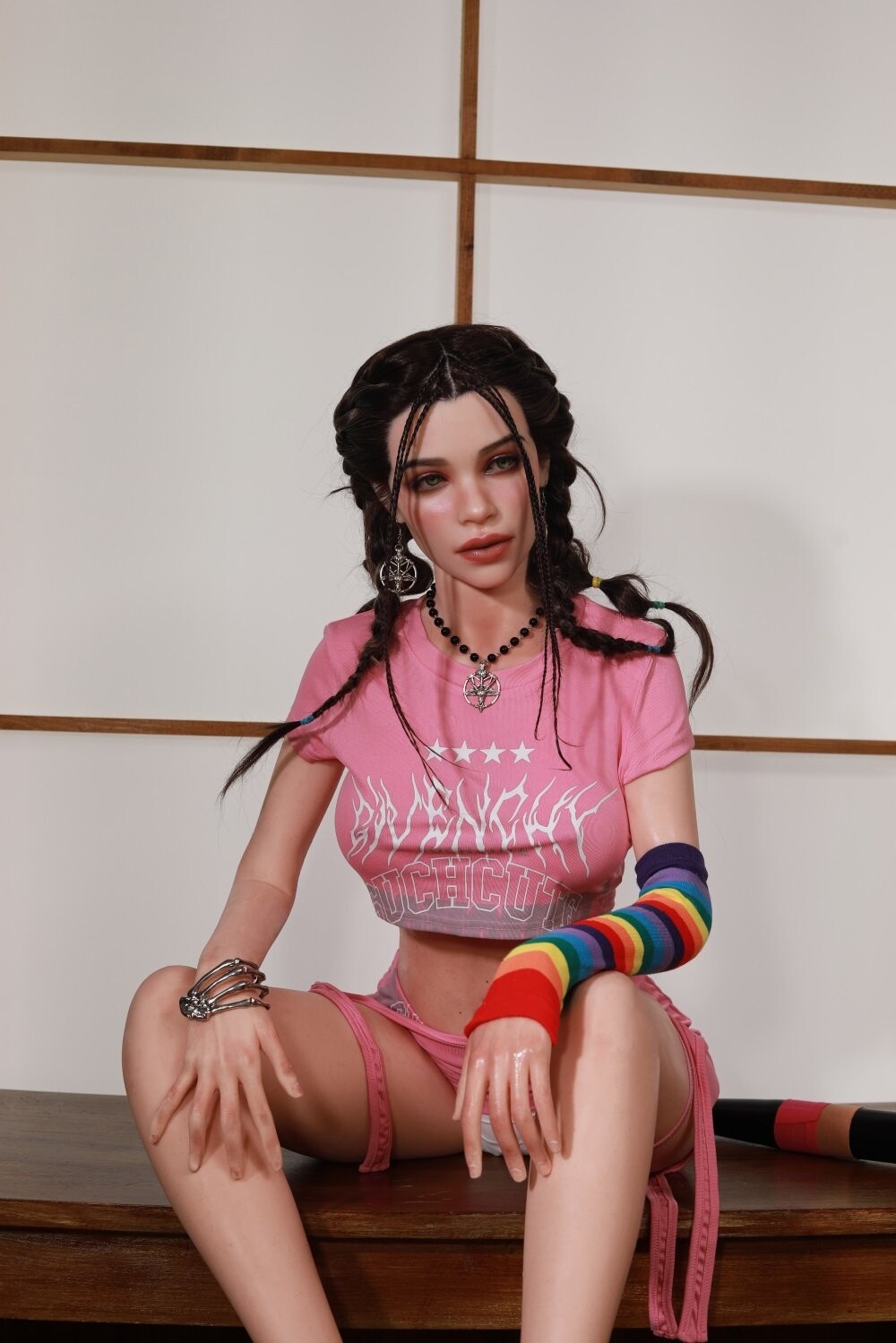 5 Fuß 7 Zoll große Silikon-Sexpuppe mit großen Brüsten und lebensechtem Design