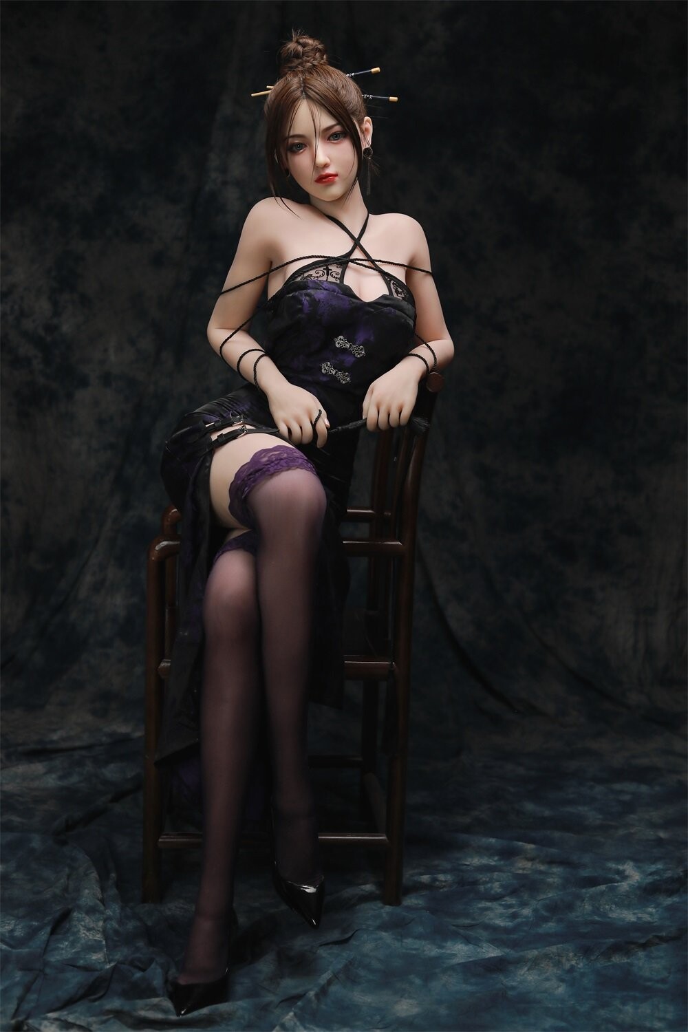 Realistische Silikonkopf-Sexpuppe mit oralen, analen und vaginalen Löchern 170 cm/5 ft7