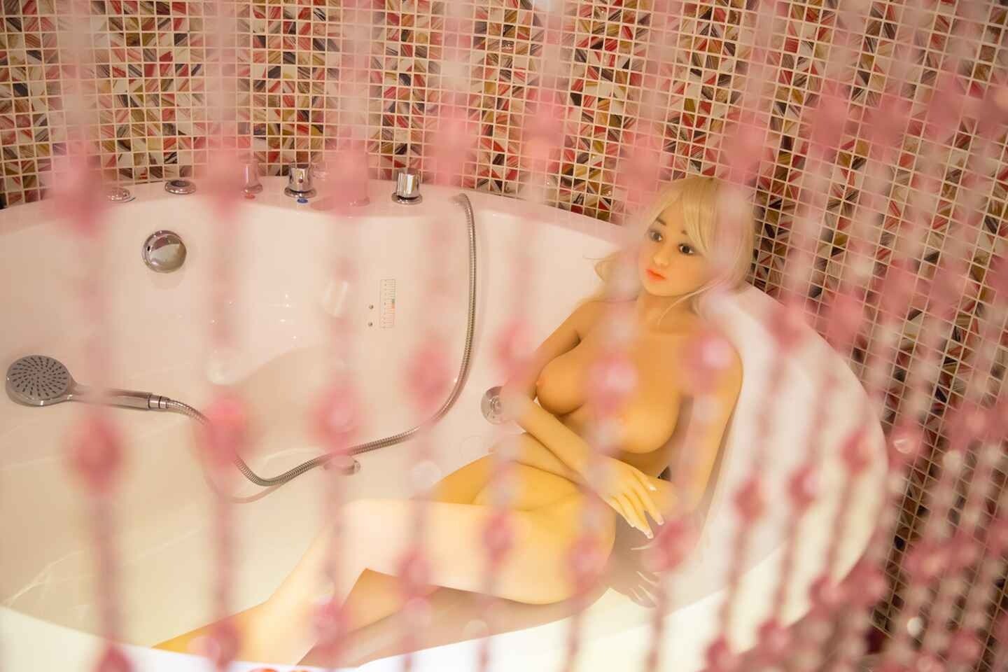 165cm beautiful lifelike realistic silicone sexy sex dolls for men