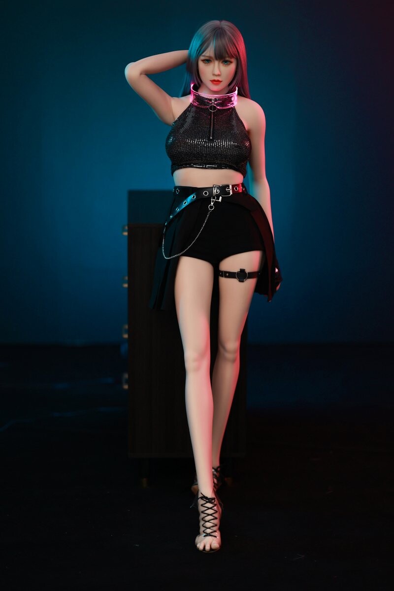 Bambola sessuale realistica naturale F-cup Aurora 166 cm (5 piedi 5 pollici)